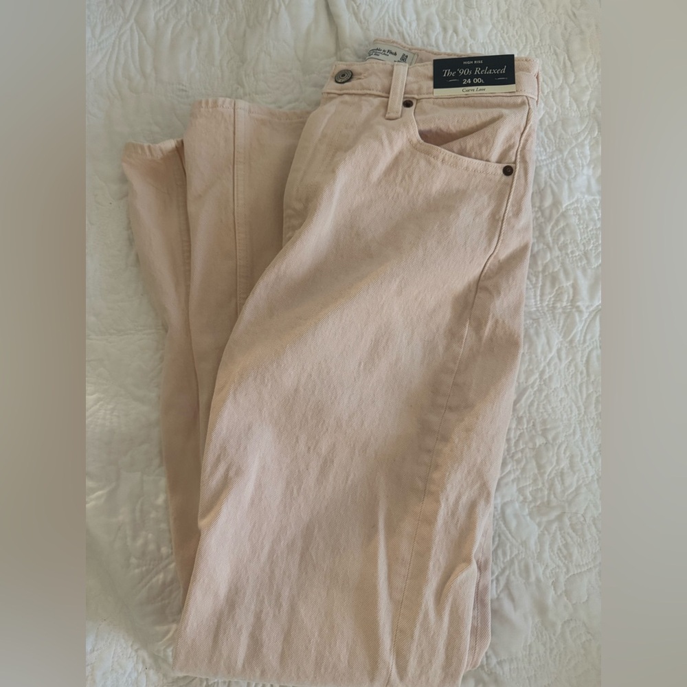 Abercrombie jeans-pale pink - Picture 2 of 3